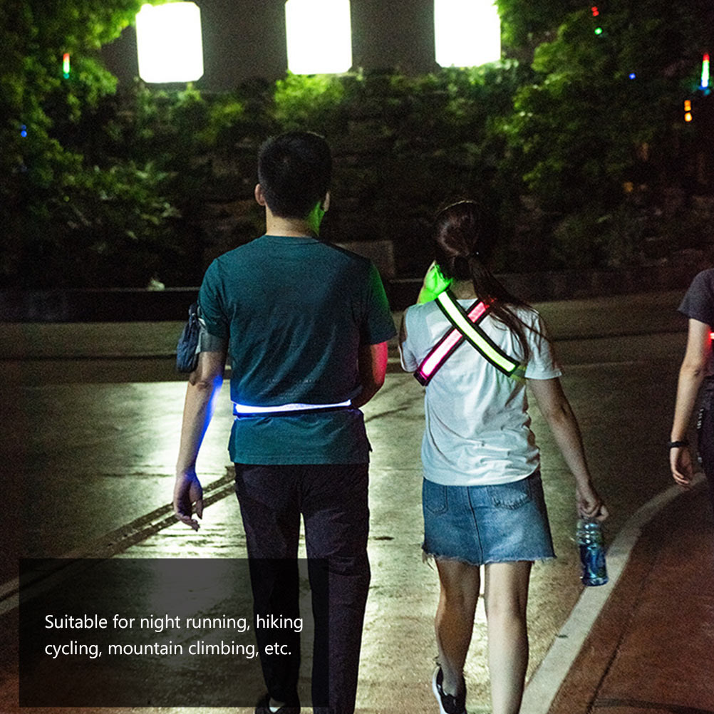 Running Gear Green - เข็มขัดสะท้อนแสง LED แบบชาร์จไฟได้ ปรับได้ สีเขียว สายรัดนิรภัยสำหรับวิ่ง