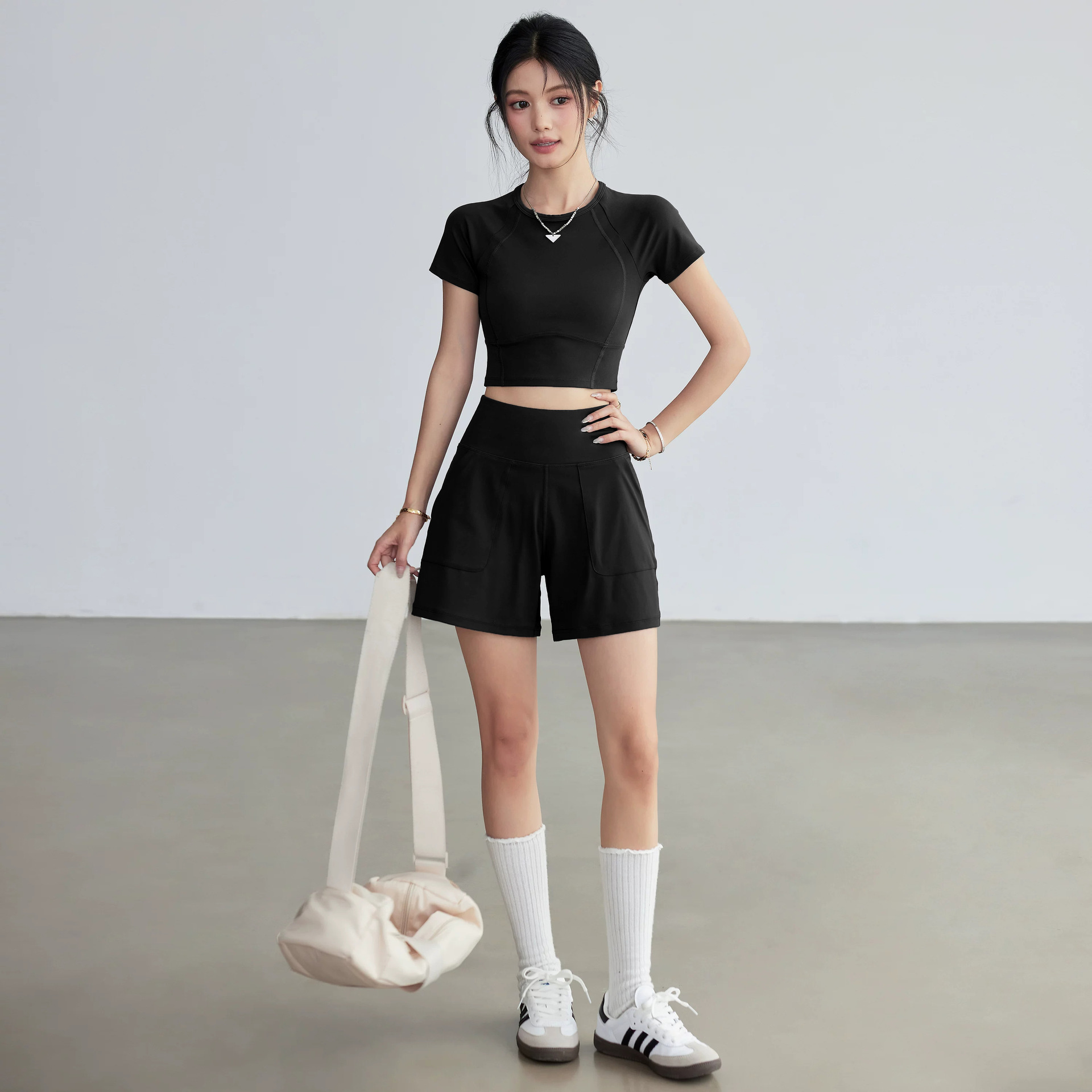 ชุดวิ่งผู้หญิง เสื้อโยคะแขนสั้ - Running Gear Quick Dry บทวิจารณ์และราคา