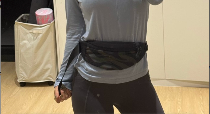 กระเป๋าคาดเอวสำหรับเล่นกีฬากลา - Running Gear For Marathon บทวิจารณ์และราคา