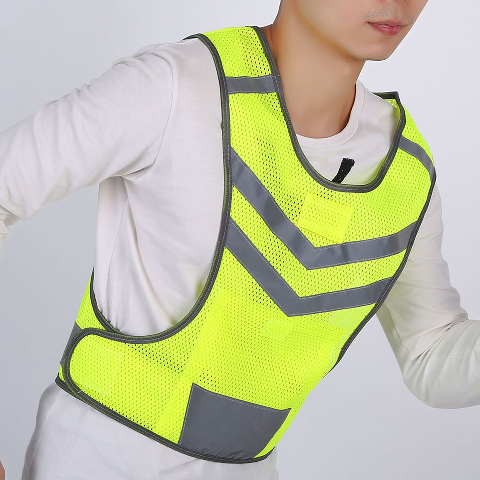 เสื้อกั๊กนิรภัยสะท้อนแสงปรับได - Running Gear Reflective บทวิจารณ์และราคา